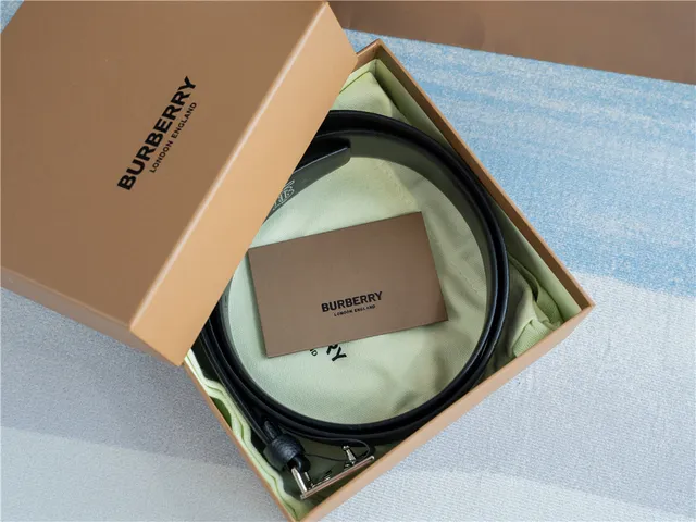 Burberry Knight Black Pebbled Leather Belt 5