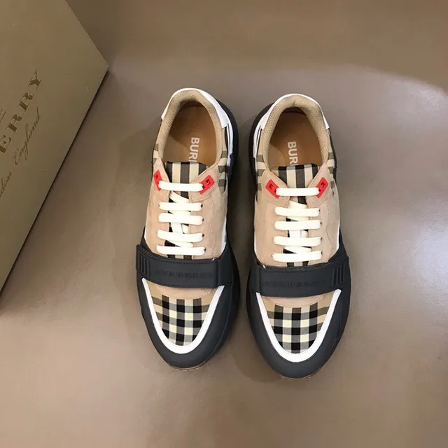 Burberry Knight खदरी पैटर्न चंकी स्नीकर 6
