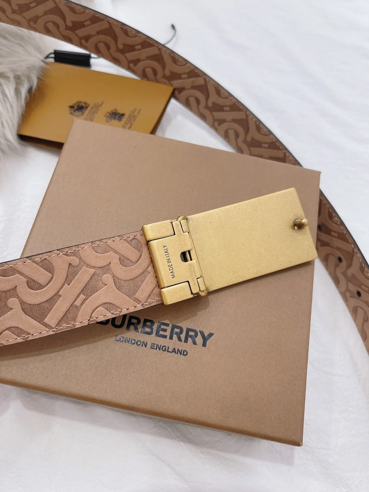 Burberry Knight Reversible Monogram Black Leather Belt 4