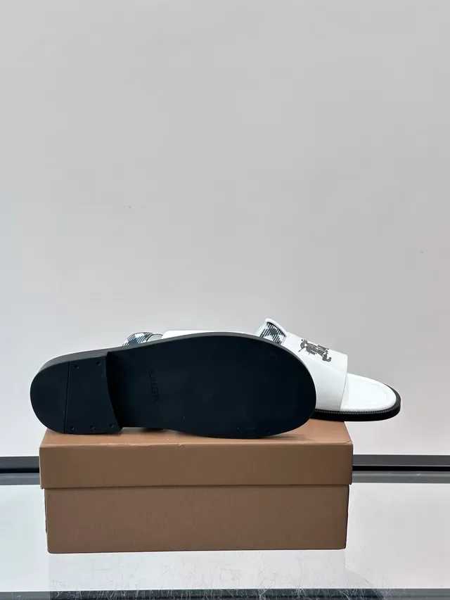 Burberry Knight Slide White Black Single-Strap Equestrian Logo Slippers 6
