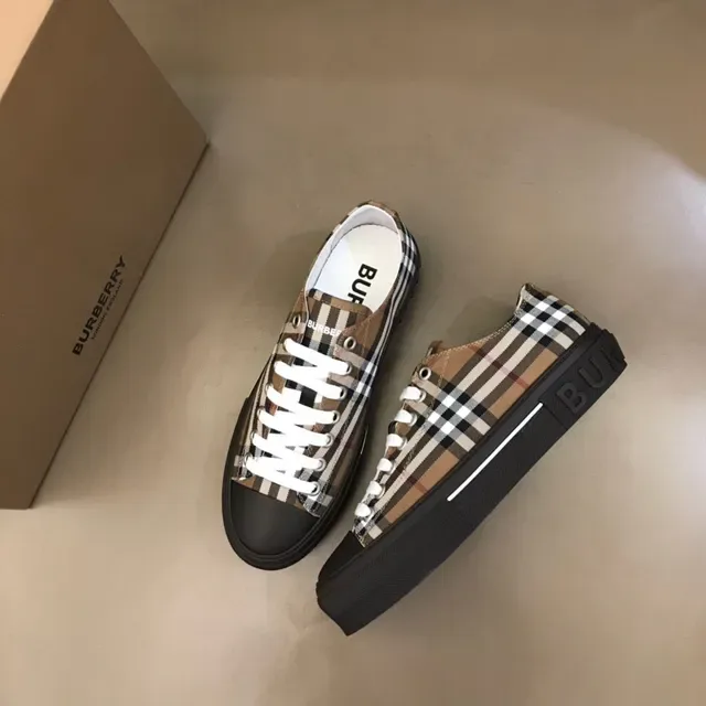 بوربري Knight Vintage Check منصة لايف ستايل سنايكرز 8