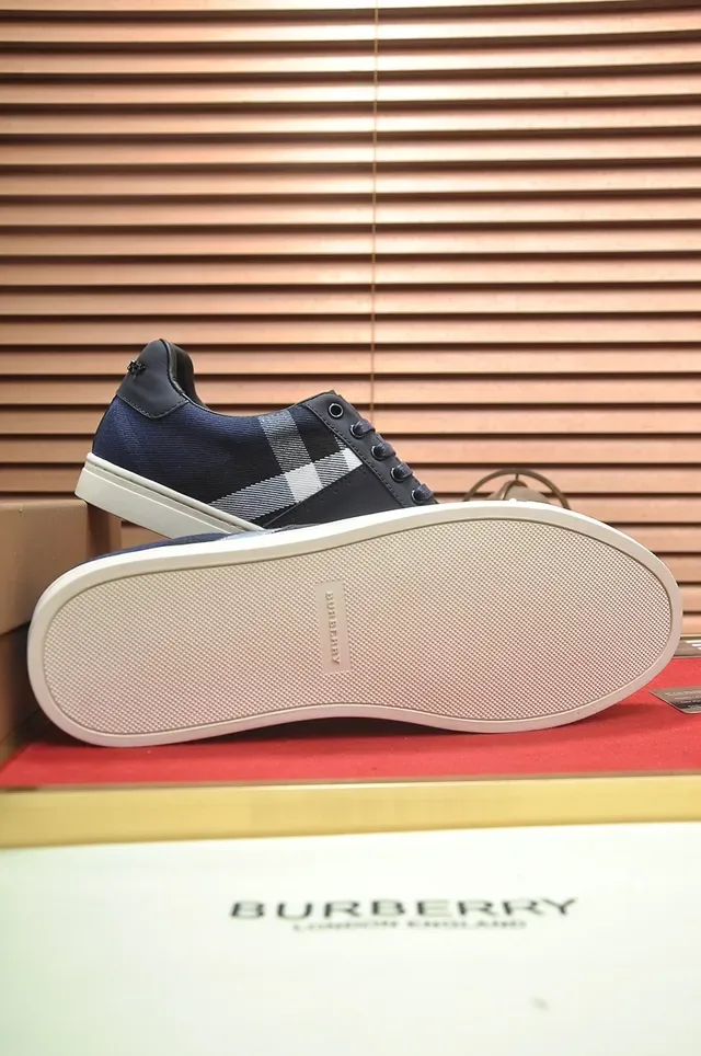 Burberry Navy Suede e House Check Lifestyle Sneakers 2