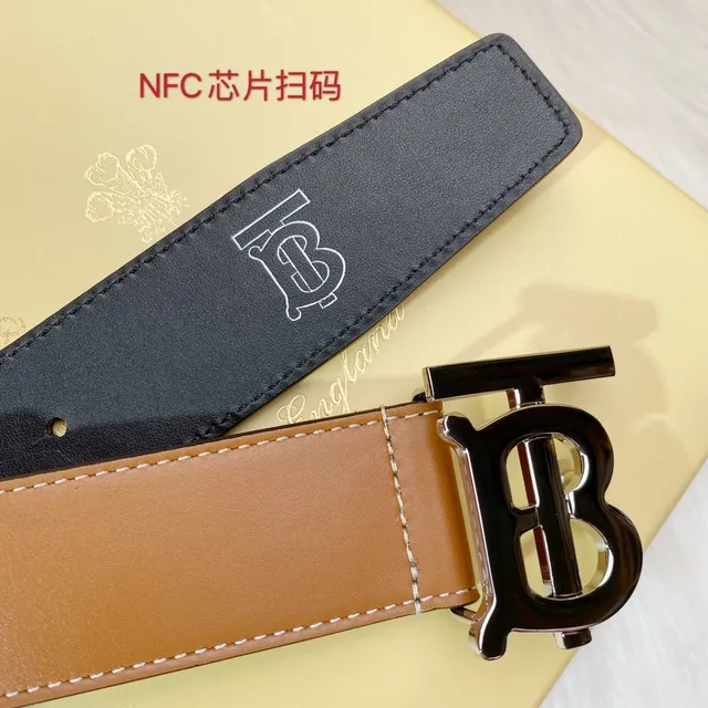 Burberry TB Cinturón Marrón Negro Interlocking Monogram Hebilla Suave Tan Cuero Cinturón 2