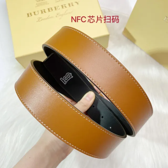 Burberry TB Cinturón Marrón Negro Interlocking Monogram Hebilla Suave Tan Cuero Cinturón 3