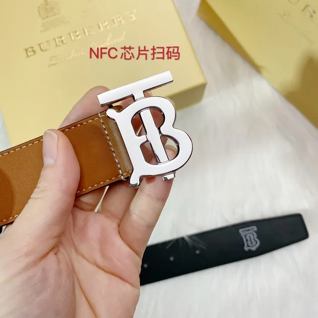 Burberry TB Cinturón Marrón Negro Interlocking Monogram Hebilla Suave Tan Cuero Cinturón 5