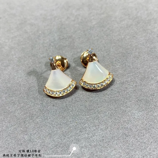 Bvlgari Divas’ Dream Fan-Shaped Enamel and Gemstone Earrings 6