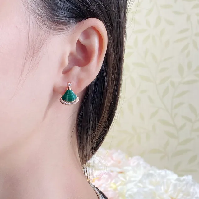 Bvlgari Divas’ Dream Fan-Shaped Enamel and Gemstone Earrings 9