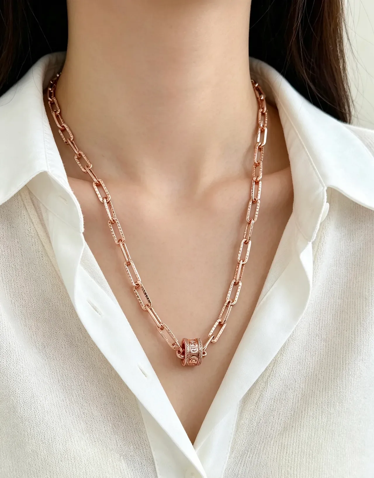 Bvlgari 粉金玫瑰链 Pavé-Set 镶嵌链节项链 3