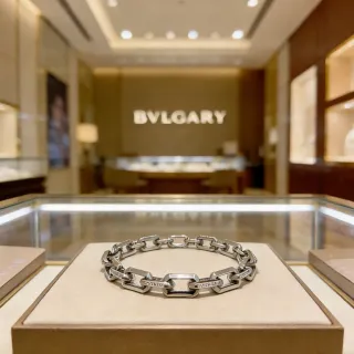 Bvlgari आयताकार लिंक डायमंड एकेंट सिल्वर ब्रेसलेट