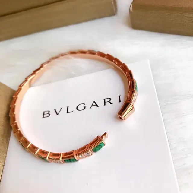 Bvlgari Segmented Malachite and Diamond Rose Gold Bracelet 4