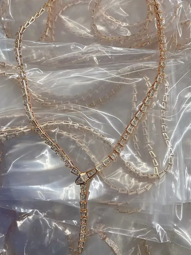 Bvlgari Serpenti Articulated Scale-Link Pavé Head and Tail Necklace 5