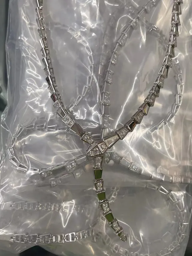 Bvlgari Serpenti Articulated Scale-Link Pavé Head and Tail Necklace 6