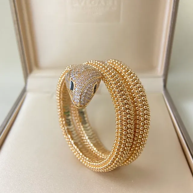 Bvlgari Serpenti Pavé डायमंड कुंड़ा सांप कंगन 4