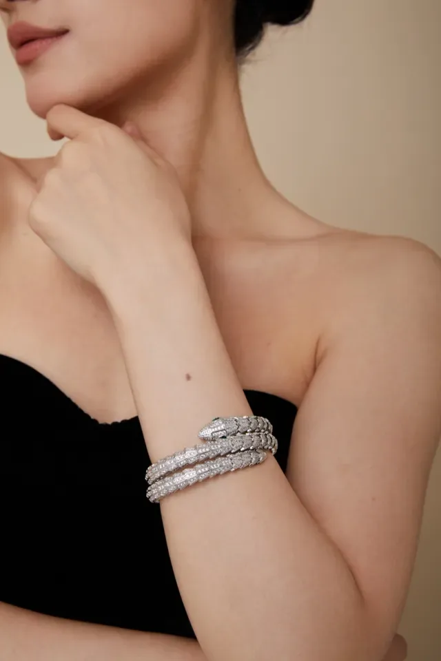 Bvlgari Serpenti Triple-Coil Pavé Diamond and Emerald Bracelet 6