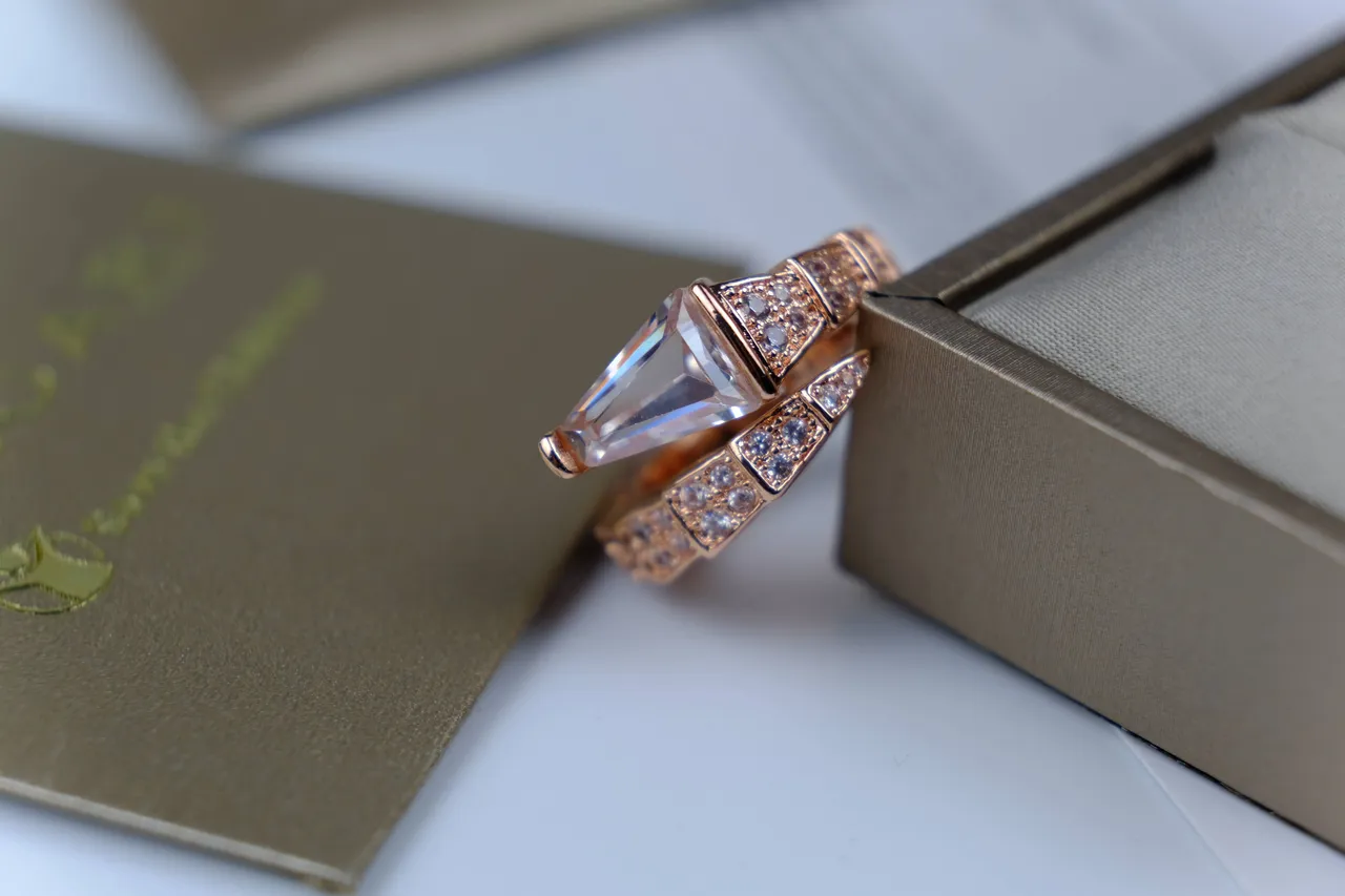 Bvlgari Serpenti Viper Anillo de Oro Rosa Pavé y Piedras Facetadas 5