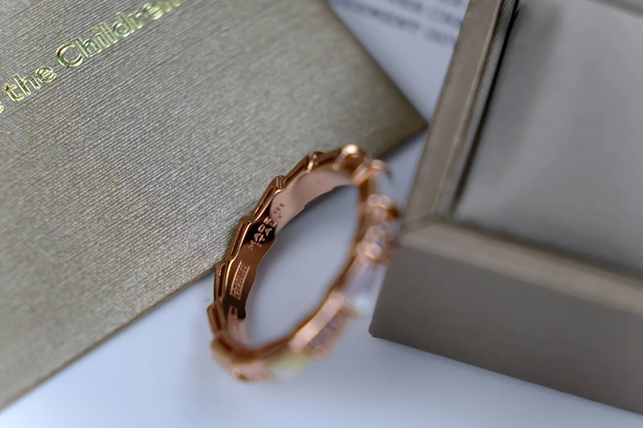 Bvlgari Serpenti Viper Anillo de Oro Rosa Pavé y Piedras Facetadas 12