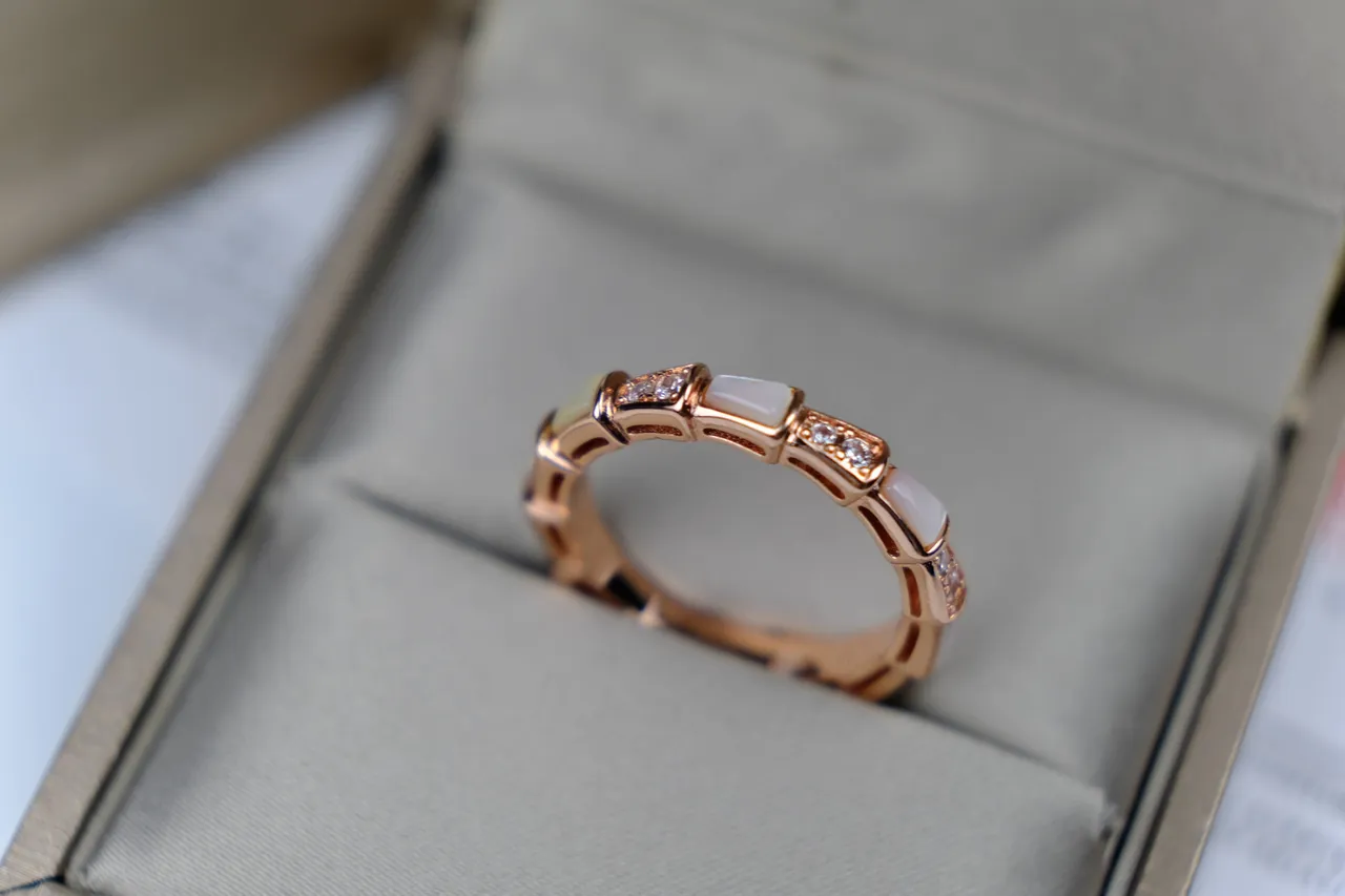 Bvlgari Serpenti Viper Anillo de Oro Rosa Pavé y Piedras Facetadas 13