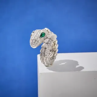 Bvlgari خاتم فضي أخضر ثعبان ملتف Pavé الماس حرشف