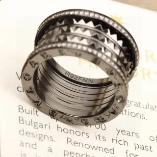 Bvlgari चांदी सफेद बहु-बैंड घूर्णन अंगूठी
