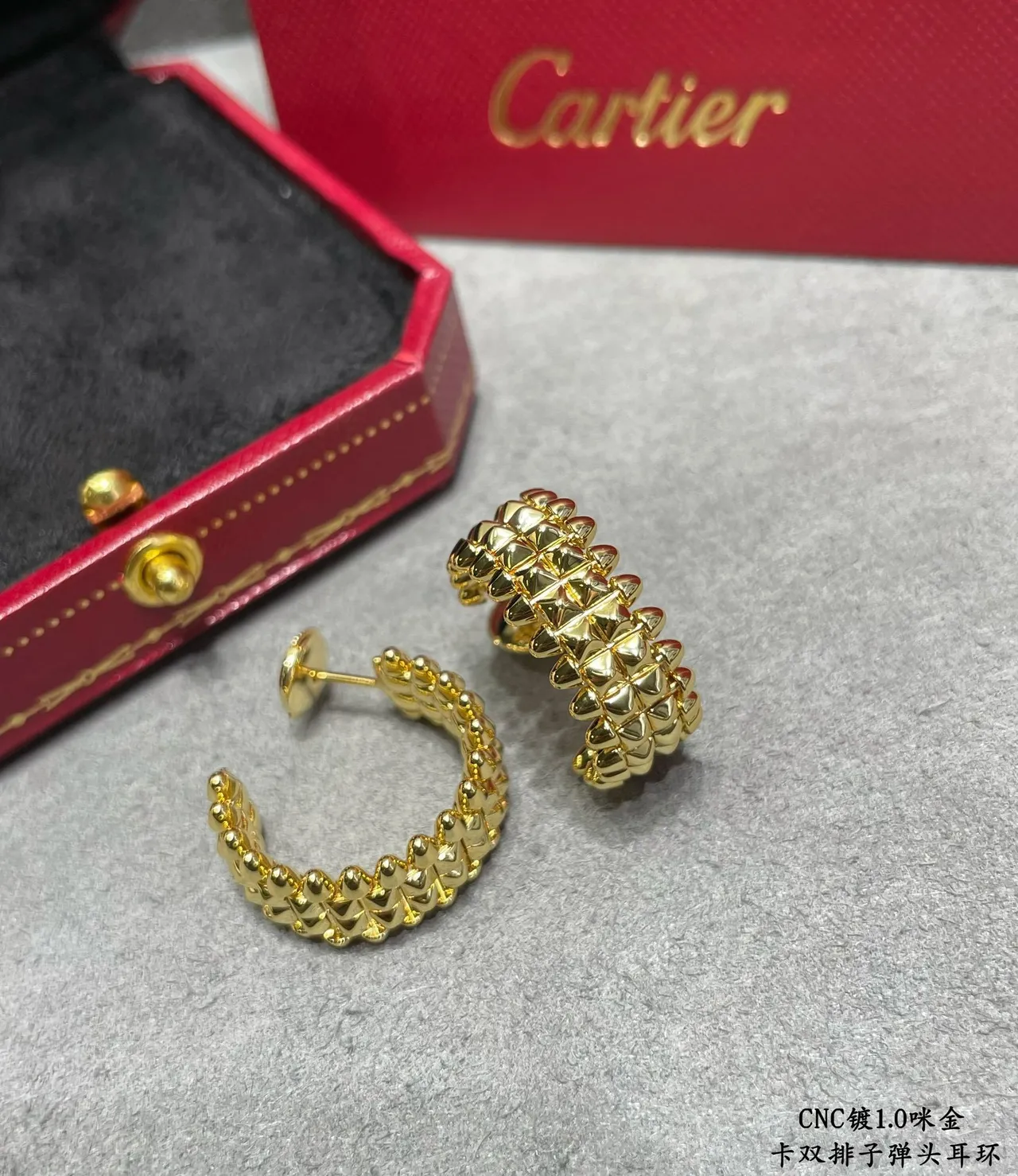 Cartier C de Oro Blanco doble fila Pavé-Set Pendientes 5