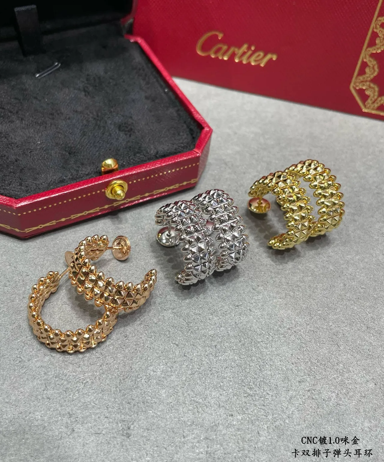 Cartier C de Oro Blanco doble fila Pavé-Set Pendientes 6