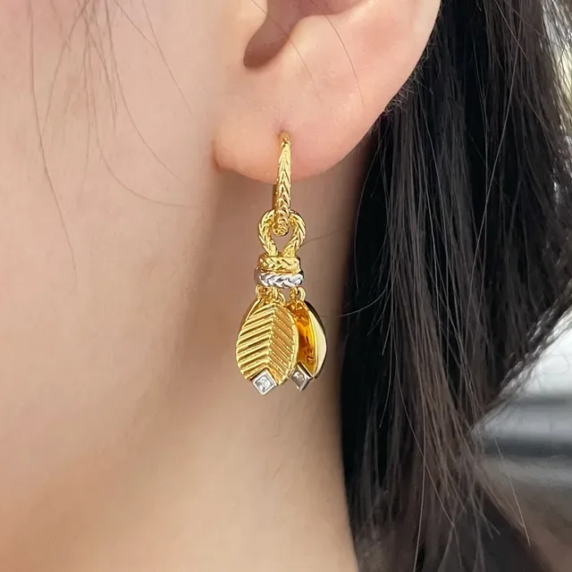 Cartier Gold Silver Leaf-Shaped Pendants Chevron-Engraved Texture Earrings 8