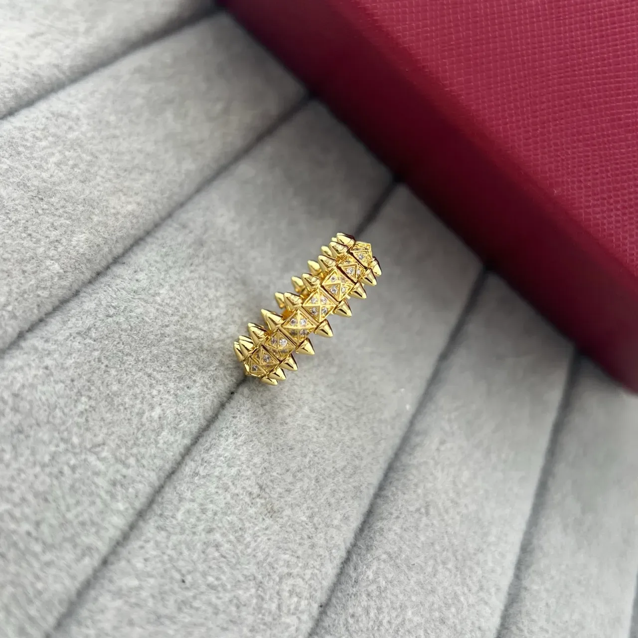 Cartier Juste un Clou Gold Silver Spiked Crown Motif Pavé-Set Triangular Facets Ring 4