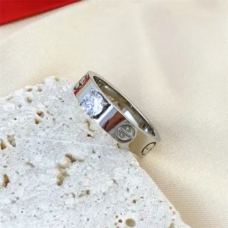 Cartier Juste un Clou চাঁদা লাল পালিশড স্টেইনলেস স্টিল সলিটেয়ার সেন্ট্রাল স্টোন আংটি