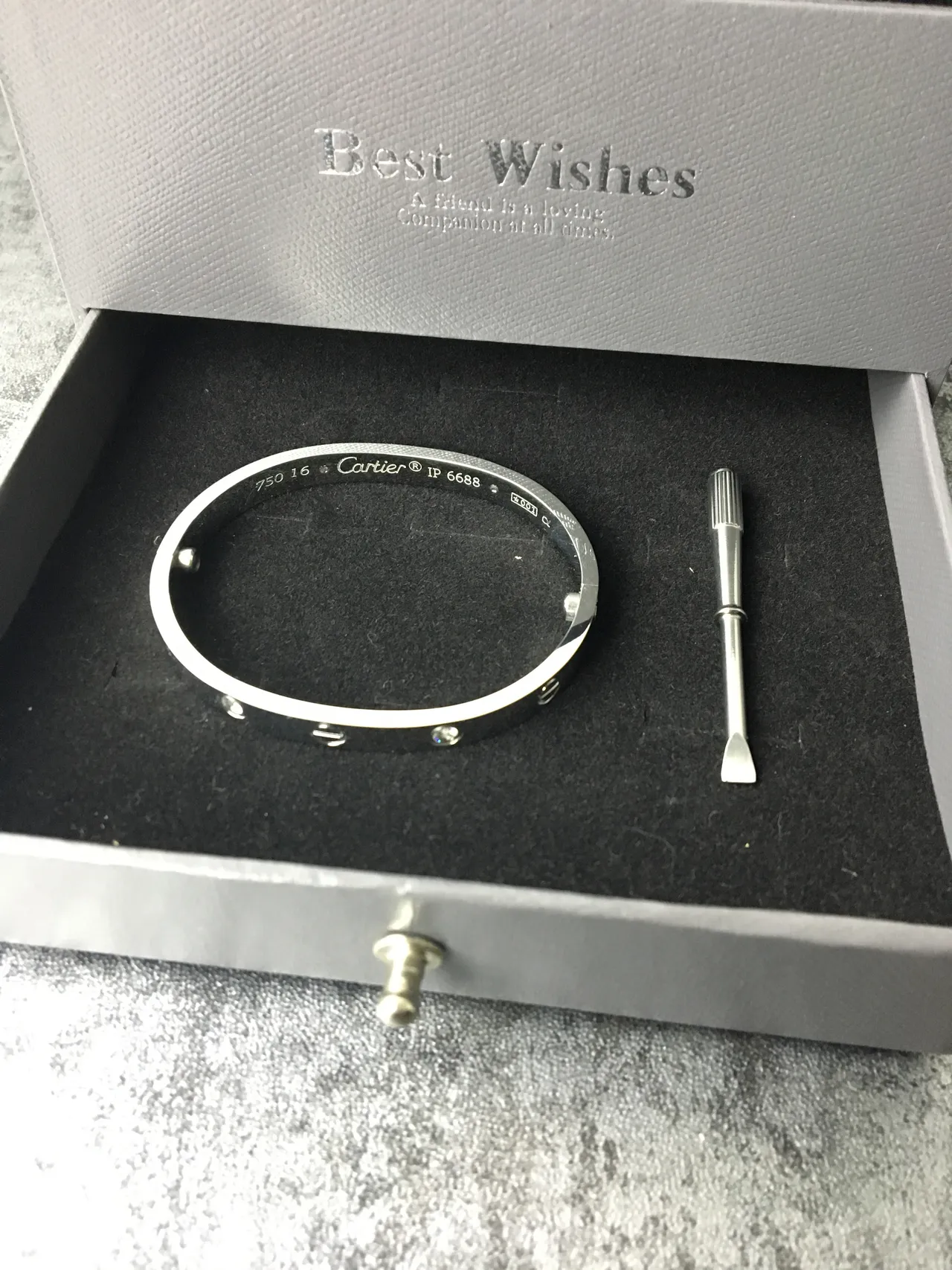 Cartier Love Bracelet pulsera de metal blanco pulido con motivo de tornillo 4