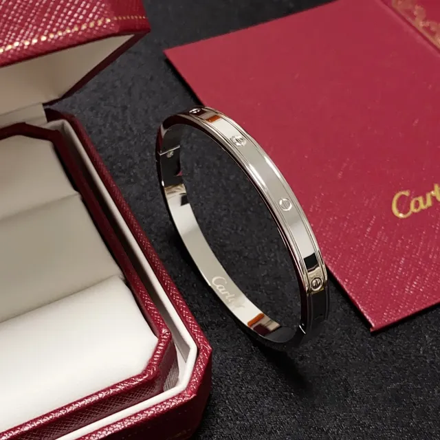 Cartier Love سوار ذهب وفضة مفصل مصقول من المعدن 7