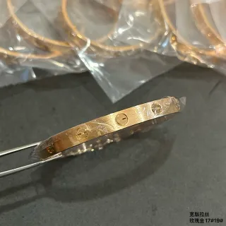 Cartier Love চওড়া ব্রাশড গোলাপি সোনার ব্রেসলেট
