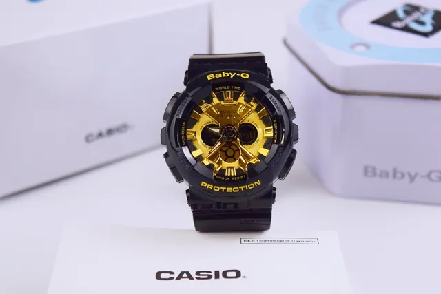 Casio Baby-G أسود وذهبي تناظرية-رقمية رياضية 6