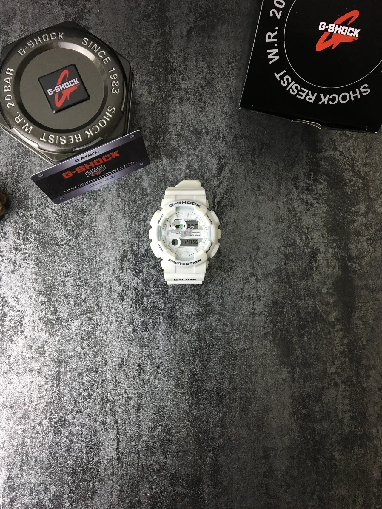 Casio G-Shock GA-2100 Off-White montre sport 3