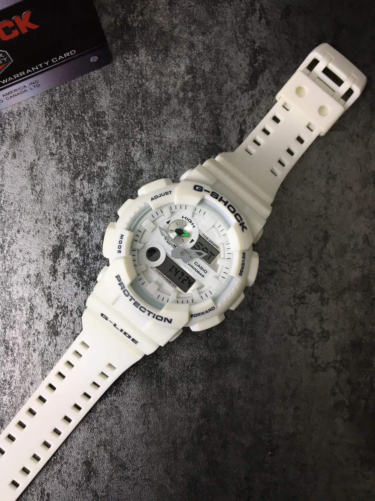 Casio G-Shock GA-2100 Off-White montre sport 6