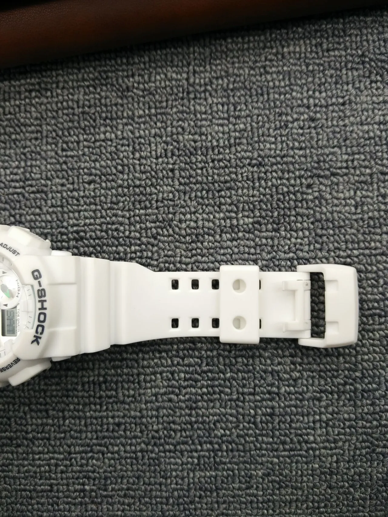 Casio G-Shock GA-2100 Off-White montre sport 8