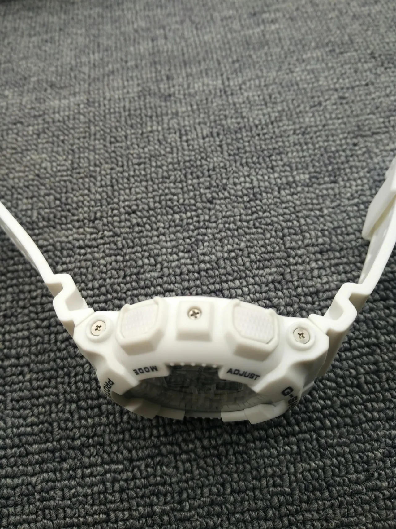 Casio G-Shock GA-2100 Off-White montre sport 9