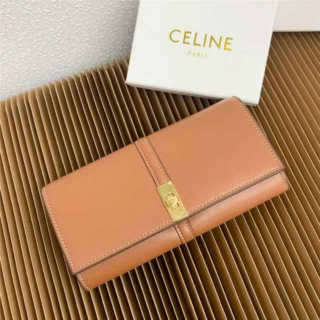 Celine Triomphe भूरा गोल्ड स्मूथ चमड़ा सेंट्रल सीम लंबा वॉलेट 19