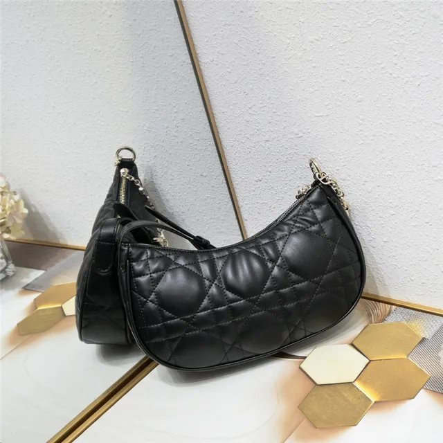 Chanel 22 Bag Preta Dourada Quiltada Costura Diamante Couro Alça Corrente Bolsa 17