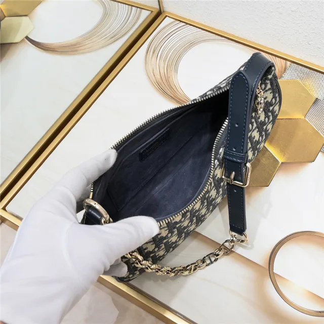 Chanel 22 Bag Preta Dourada Quiltada Costura Diamante Couro Alça Corrente Bolsa 19