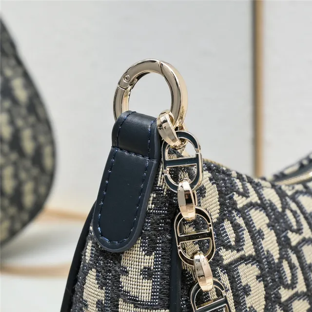 Chanel 22 Bag Preta Dourada Quiltada Costura Diamante Couro Alça Corrente Bolsa 23