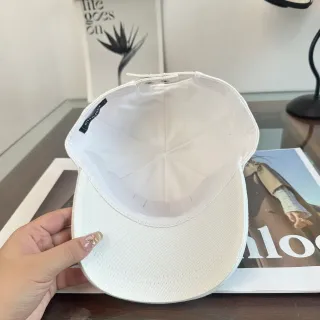 Chanel 黑色白色结构六面板刺绣单色棒球帽