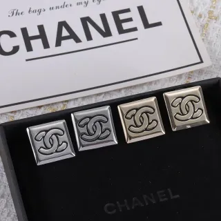 Chanel CC Logo ब्रोच चांदी काला चौकोर धातुकी Interlocking ब्रोच