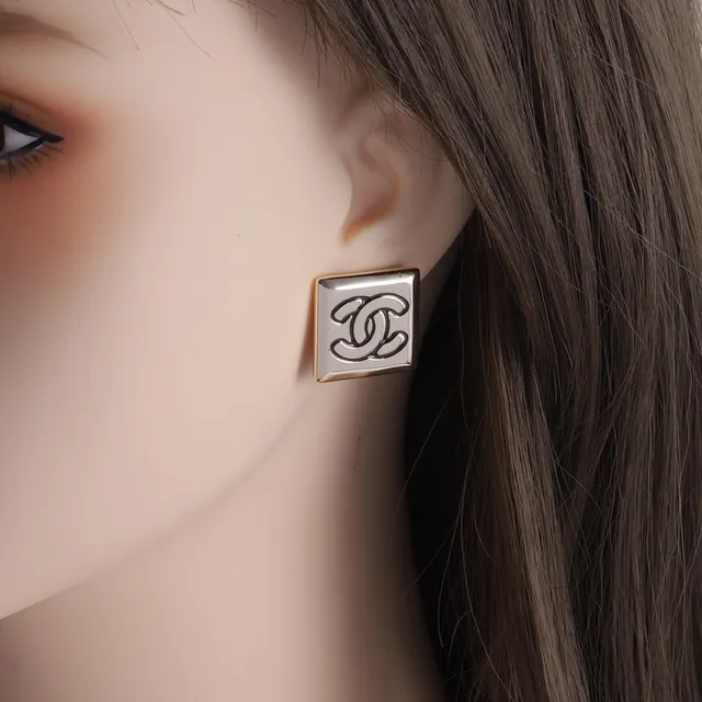 Chanel CC Logo ब्रोच चांदी काला चौकोर धातुकी Interlocking ब्रोच 2