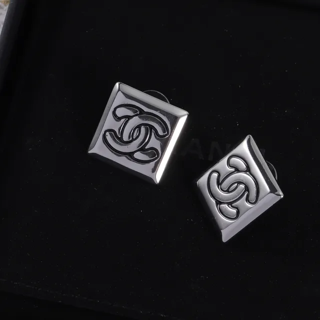 Chanel CC Logo ब्रोच चांदी काला चौकोर धातुकी Interlocking ब्रोच 7