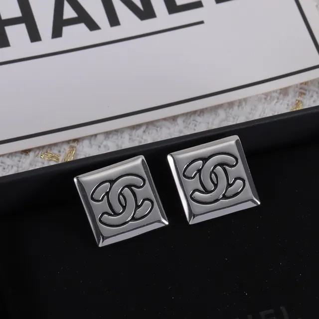 Chanel CC Logo ब्रोच चांदी काला चौकोर धातुकी Interlocking ब्रोच 10