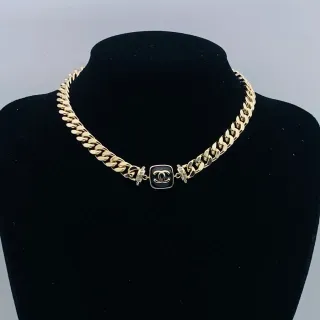 Chanel CC Logo سلسلة قلادة ذهبي أسود كيرب إيمل معلقة قلادة