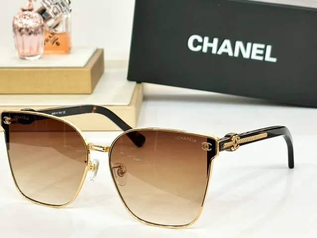 Chanel تفاصيل السلاسل الزرقاء والذهبية النظارات الشمسية 8
