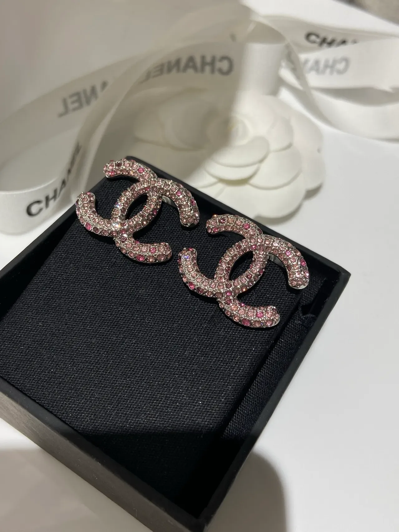 Chanel Double C Pavé Crystal Pink-Red Boucles d'oreilles 3