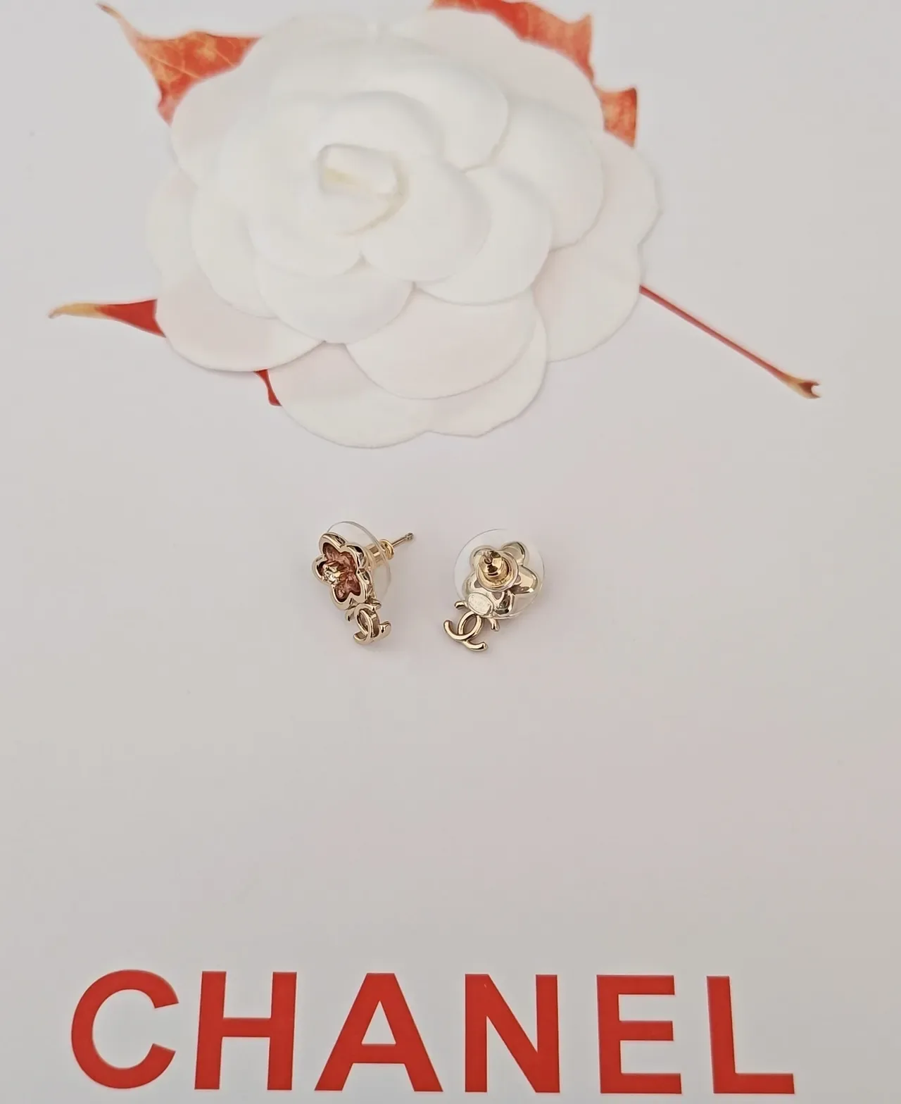 Chanel Gold Pink Floral Stud Enamel Petals Earrings 3