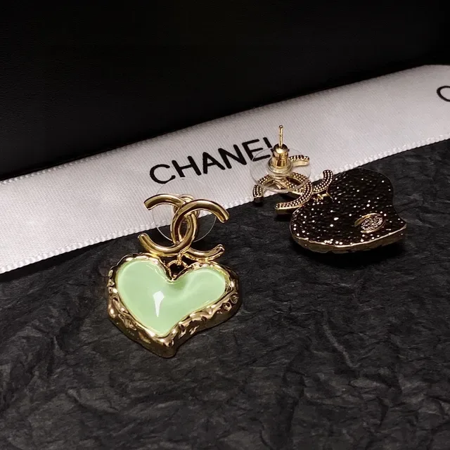 Chanel Green Gold Heart-Shaped Enamel-Filled Earrings 3